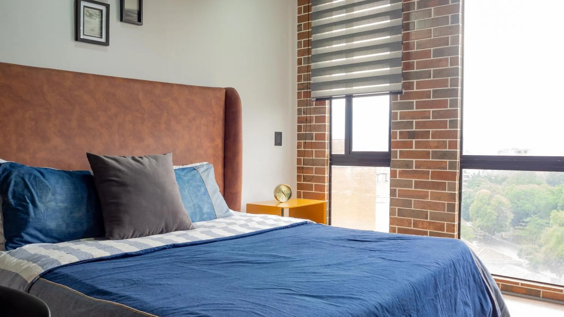Apartment Luxury Laureles Loft Near Top Dining & Bars Medellin