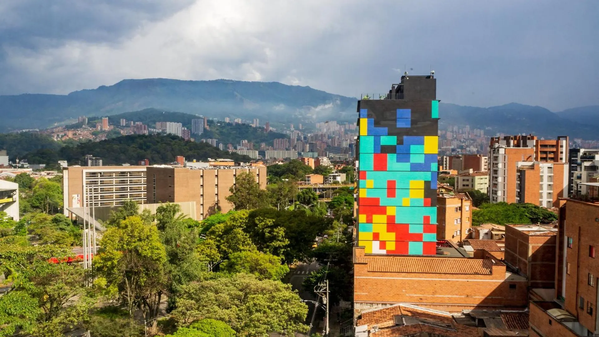 Luxury Laureles Loft Near Top Dining & Bars Medellin Apartment