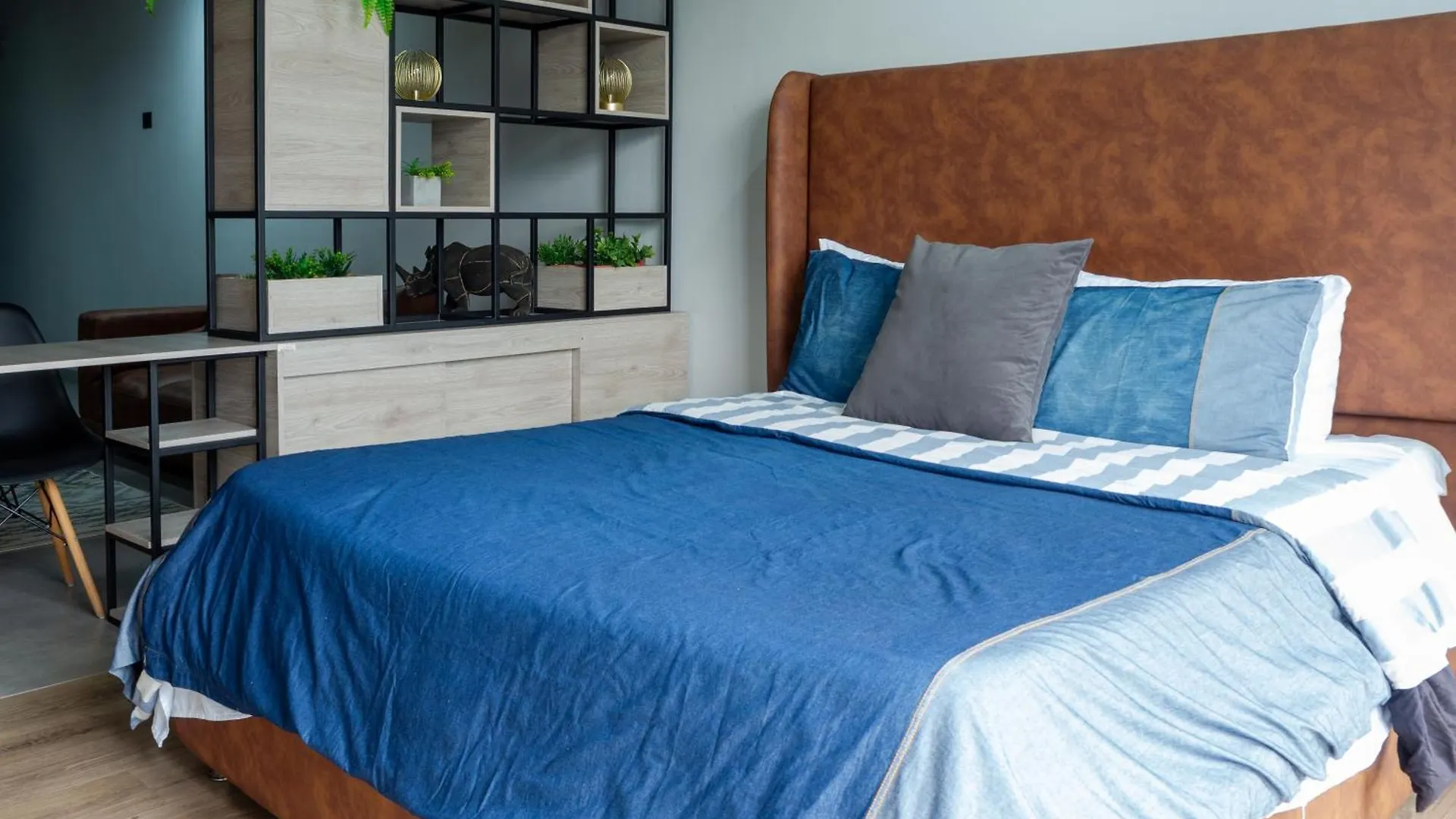 Apartment Luxury Laureles Loft Near Top Dining & Bars Medellin
